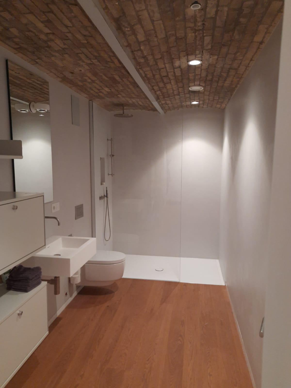 Ganzglas-Duschkabine in Kiel